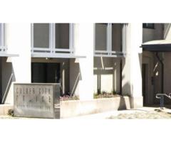 Иммиграционная служба арестовала мужчину у полицейского участка Culver City