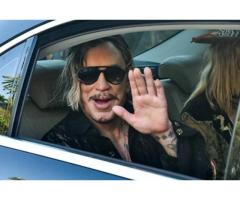 Микки Рурк теперь бездомный.